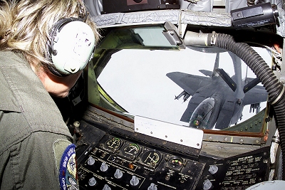 Refueling station in KC-135