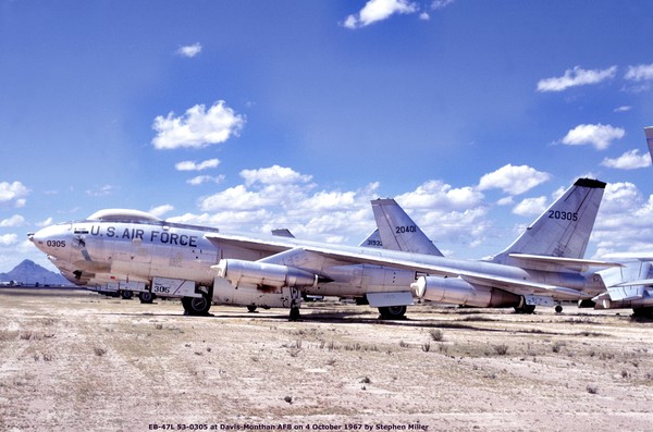 USAF Boeing EB-47L Stratojet 52-0305
