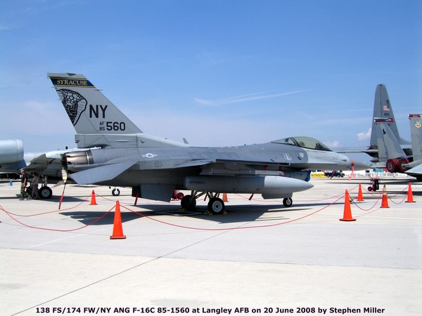 USAF General Dynamics F-16C Fighting Falcon 85-1560