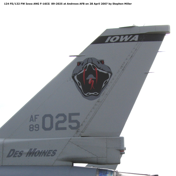 USAF General Dynamics F-16CG Fighting Falcon 89-2025