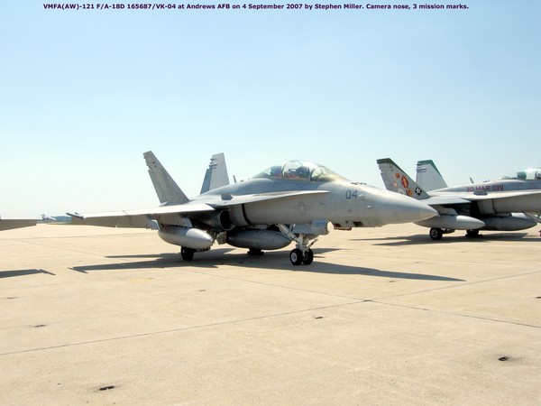 USMC Boeing F/A-18D  Hornet 165687