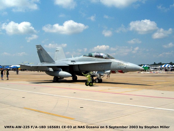 USMC Boeing F/A-18D  Hornet 165681