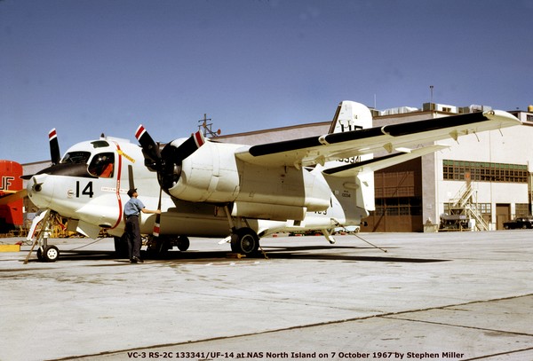 USN Grumman  RS-2C Tracker 133341