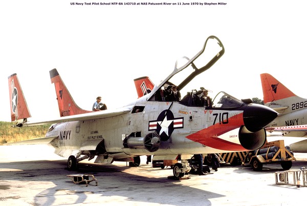 USN Vought NTF-8A Crusader 143710
