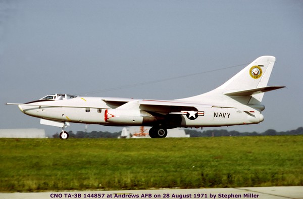 USN Douglas TA-3B Skywarrior 144857