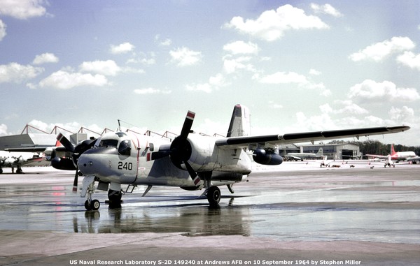 USN Grumman  S-2D Tracker 149240