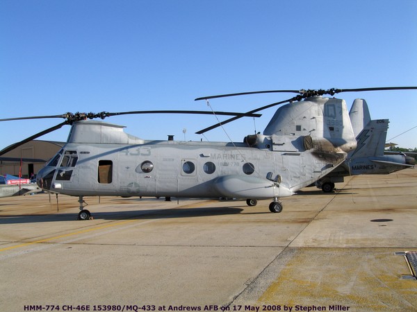 USMC Boeing Vertol CH-46E Sea Knight 153980