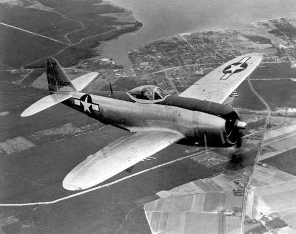  Republic P-47D-25-RE Thunderbolt 42-26428