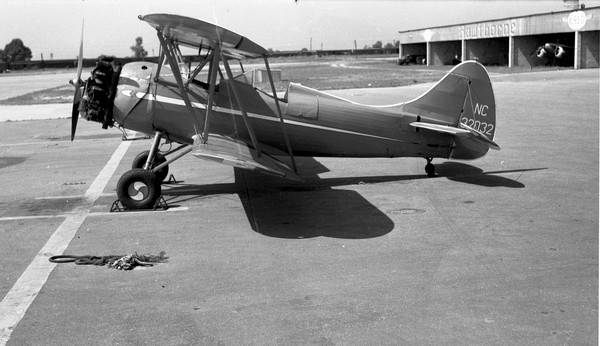  Waco UPF-7  N32032